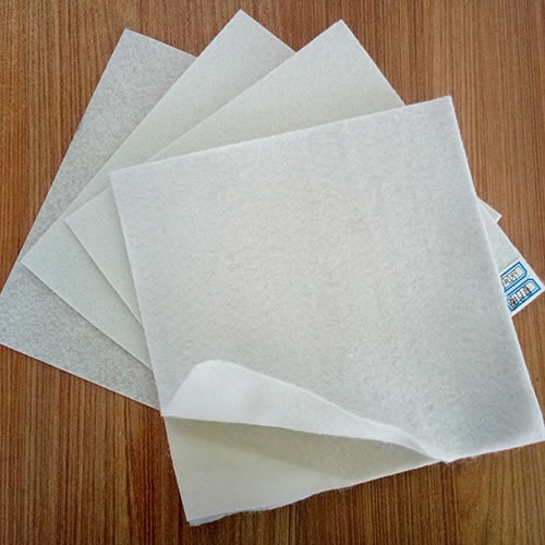 復(fù)合土工膜